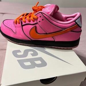 Nike x Powerpuff Girls Pink Orange Sneakers | Dead stock